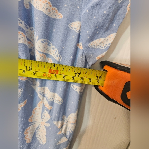 NWT LOFT Butterfly Flutter Sleeve Midi Dress - Picture 7 of 7